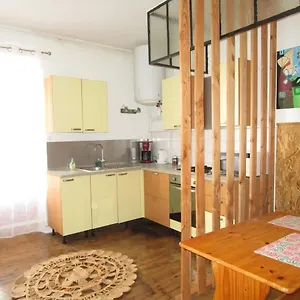 Appartement Rez De Chaussee Les Oliviers, Langeac
